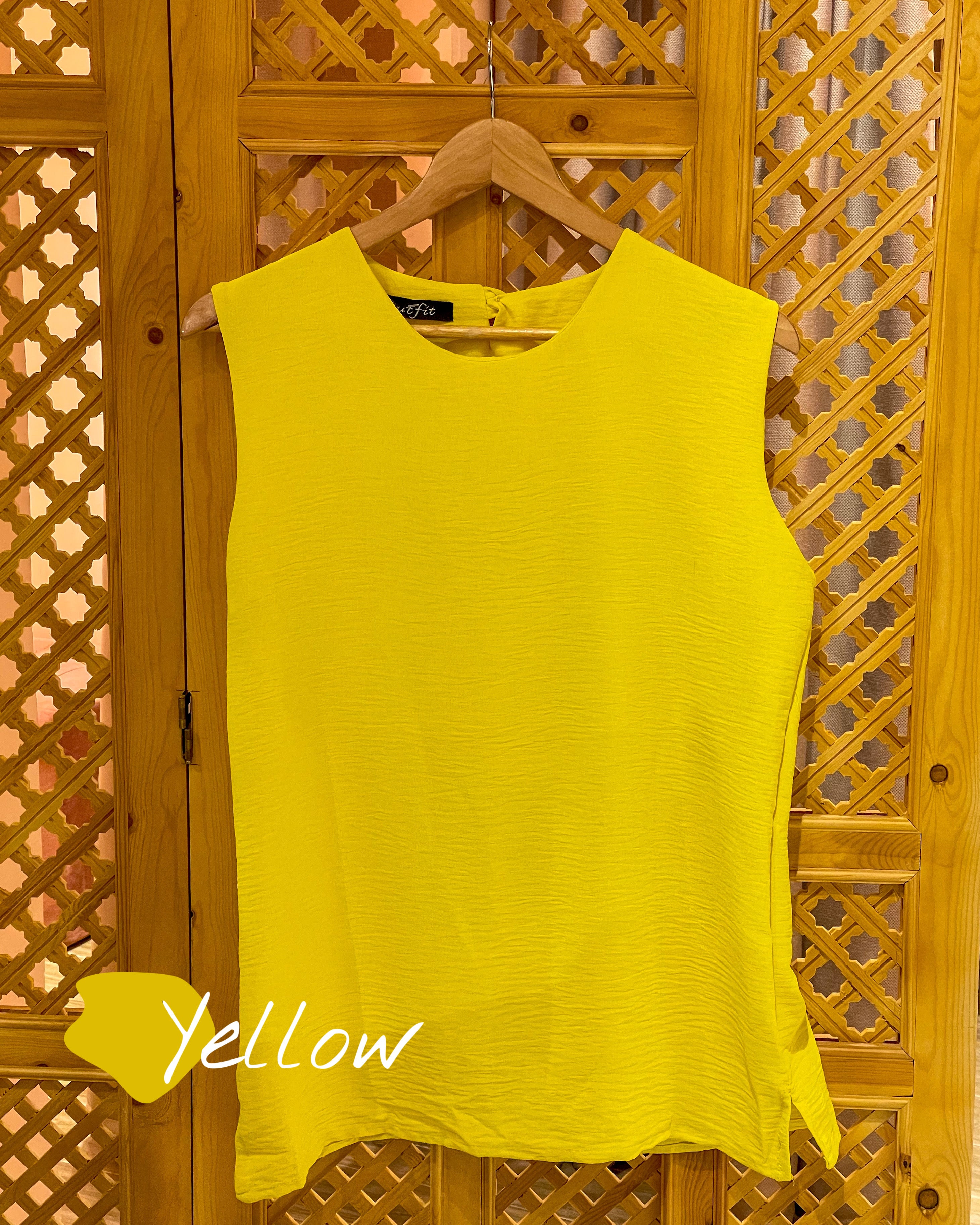 Flowy Basic Top Outlet Item