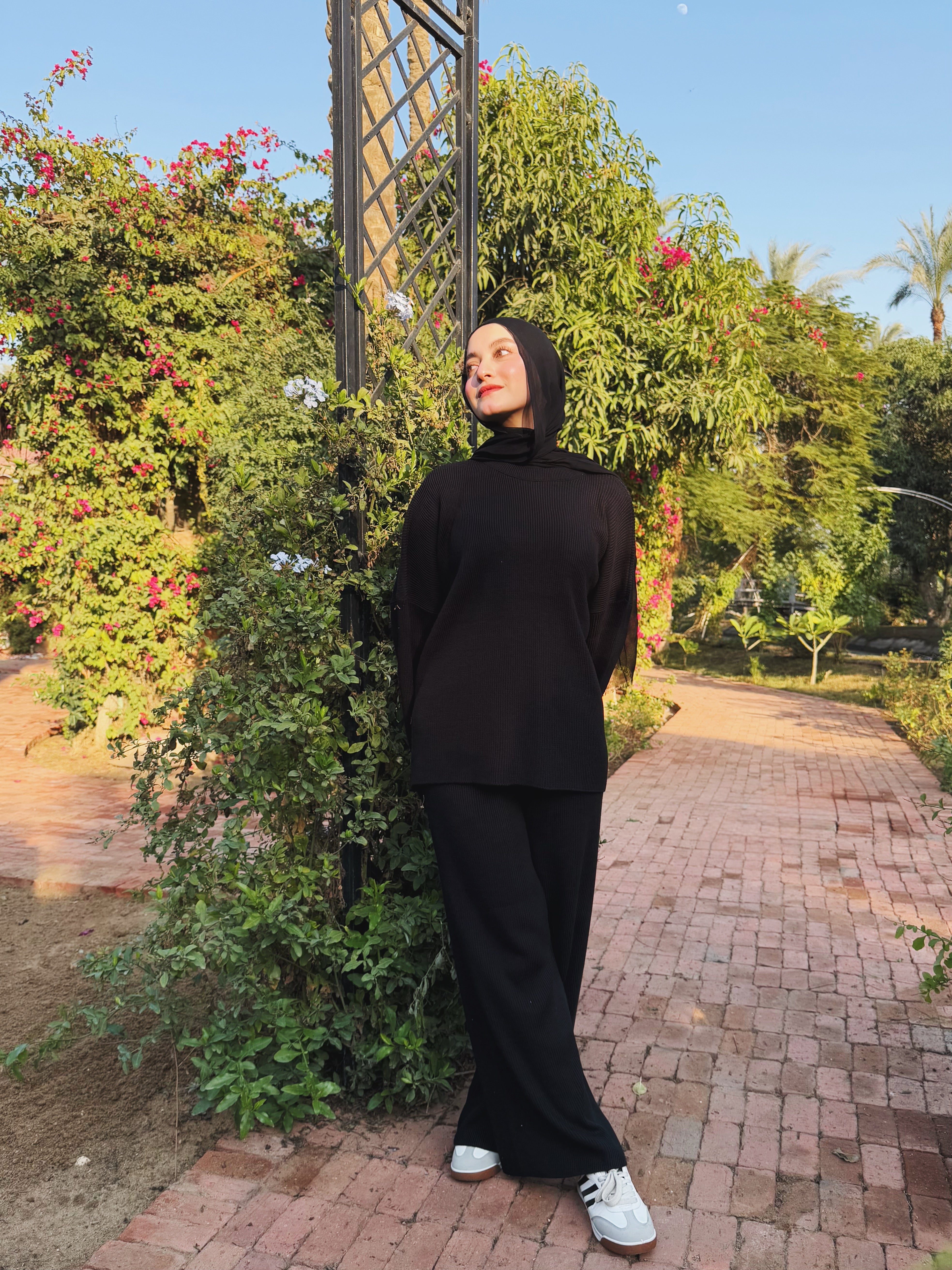Go To Pants in Black