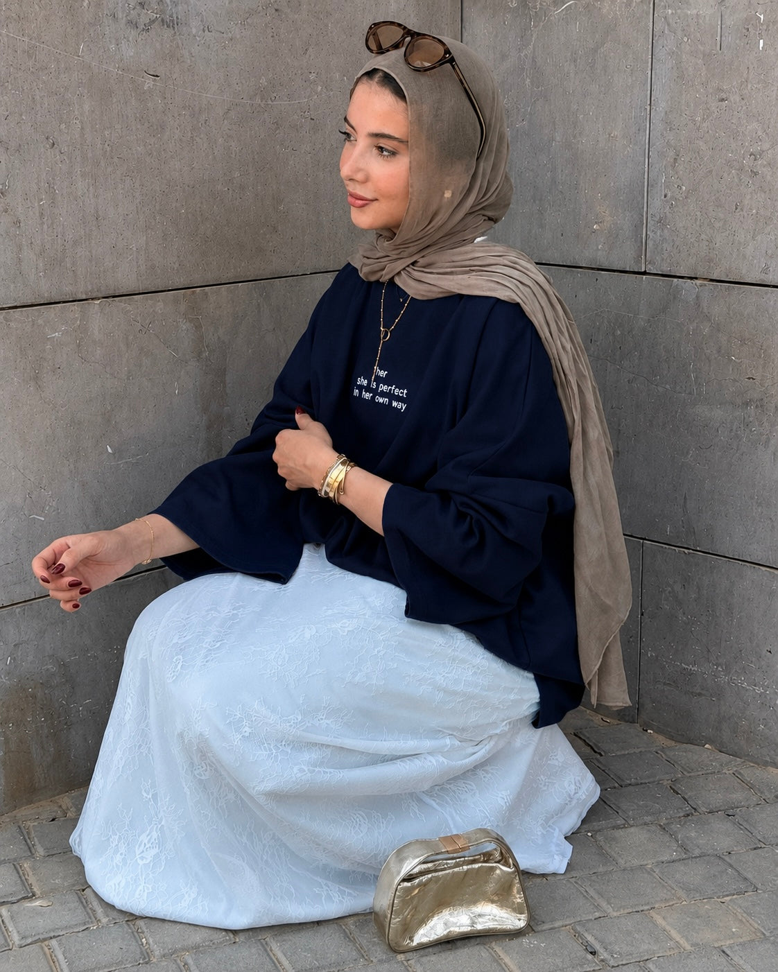 her in quote tee