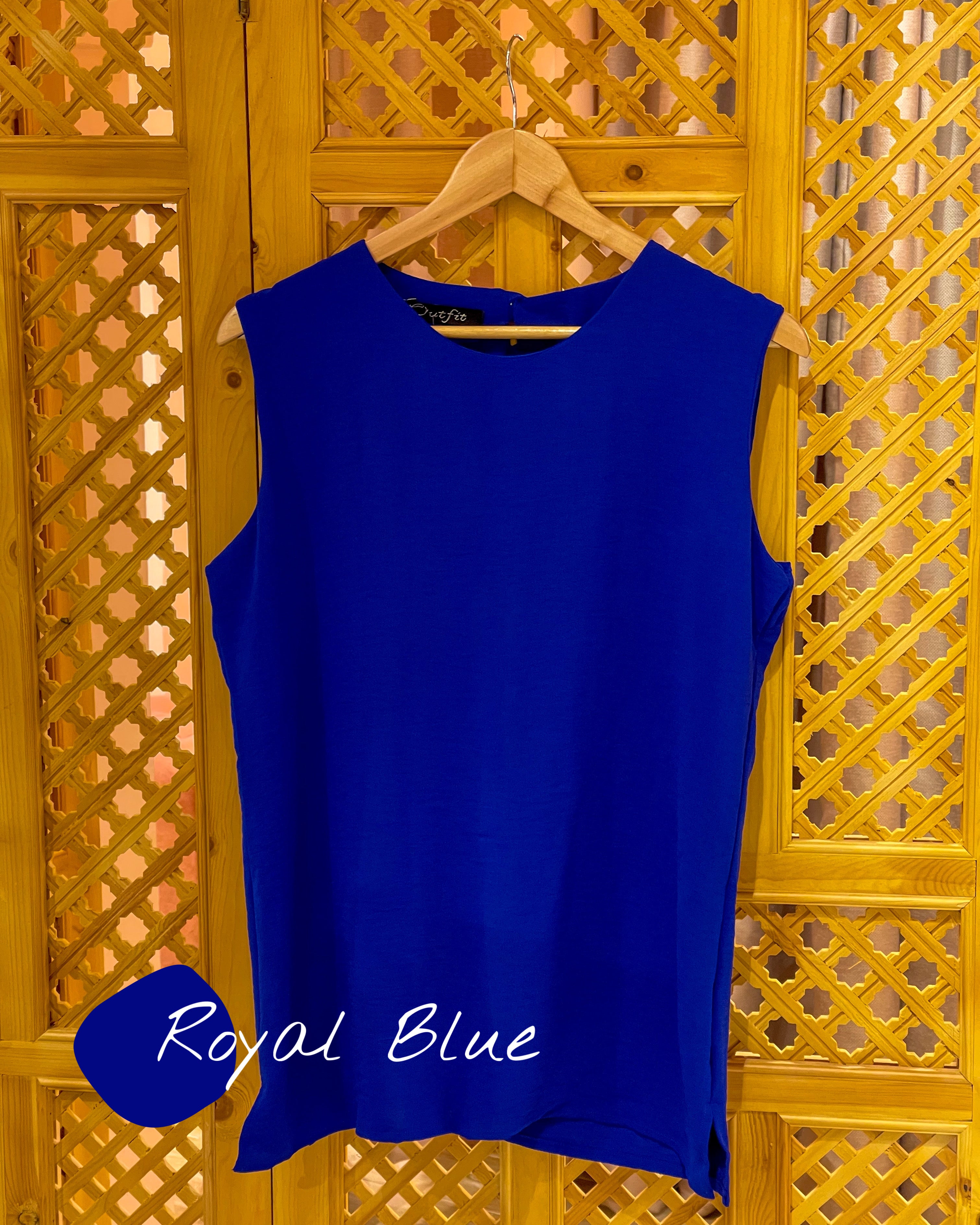 Flowy Basic Top Outlet Item