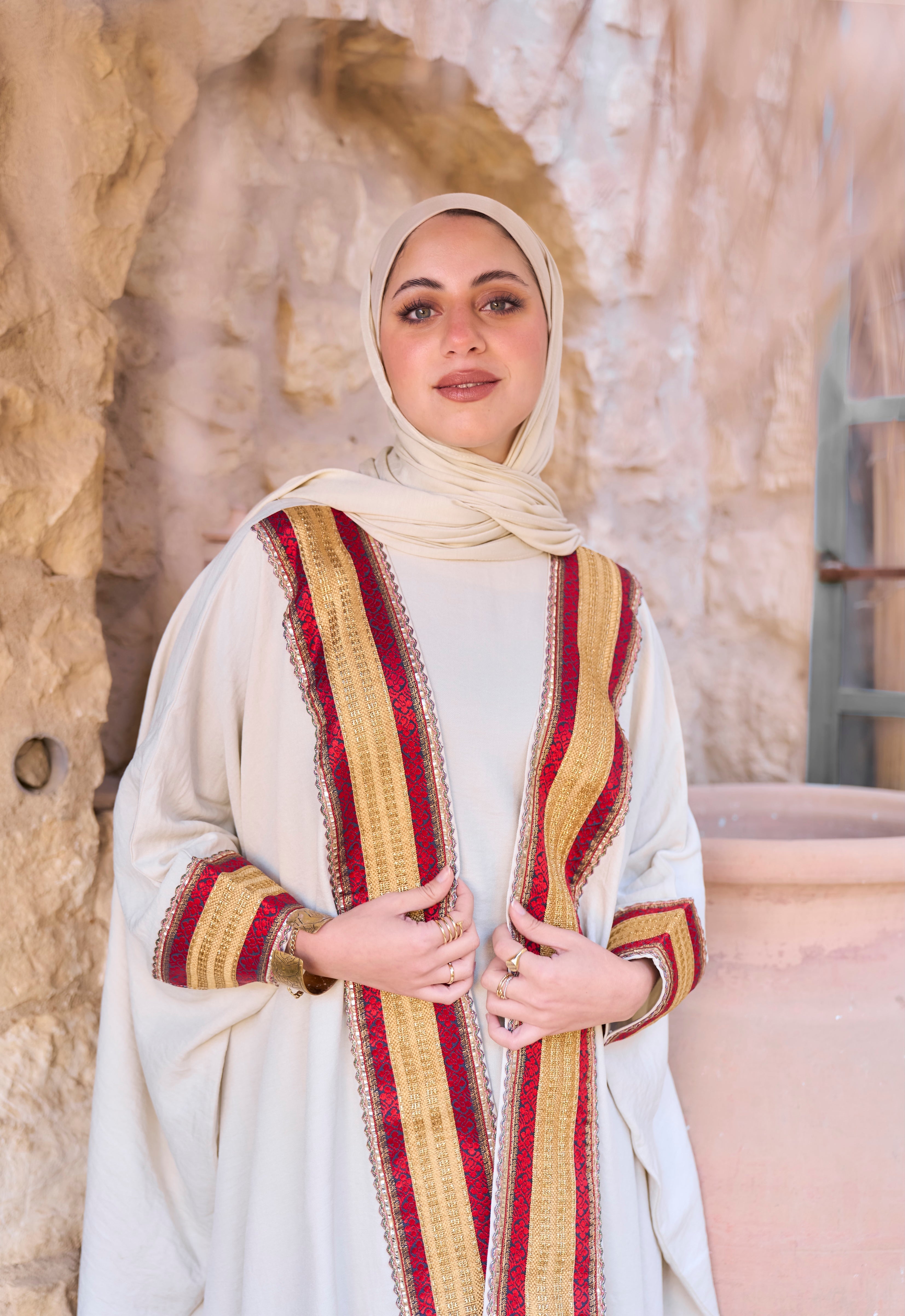 Misk-مِسَكٌ