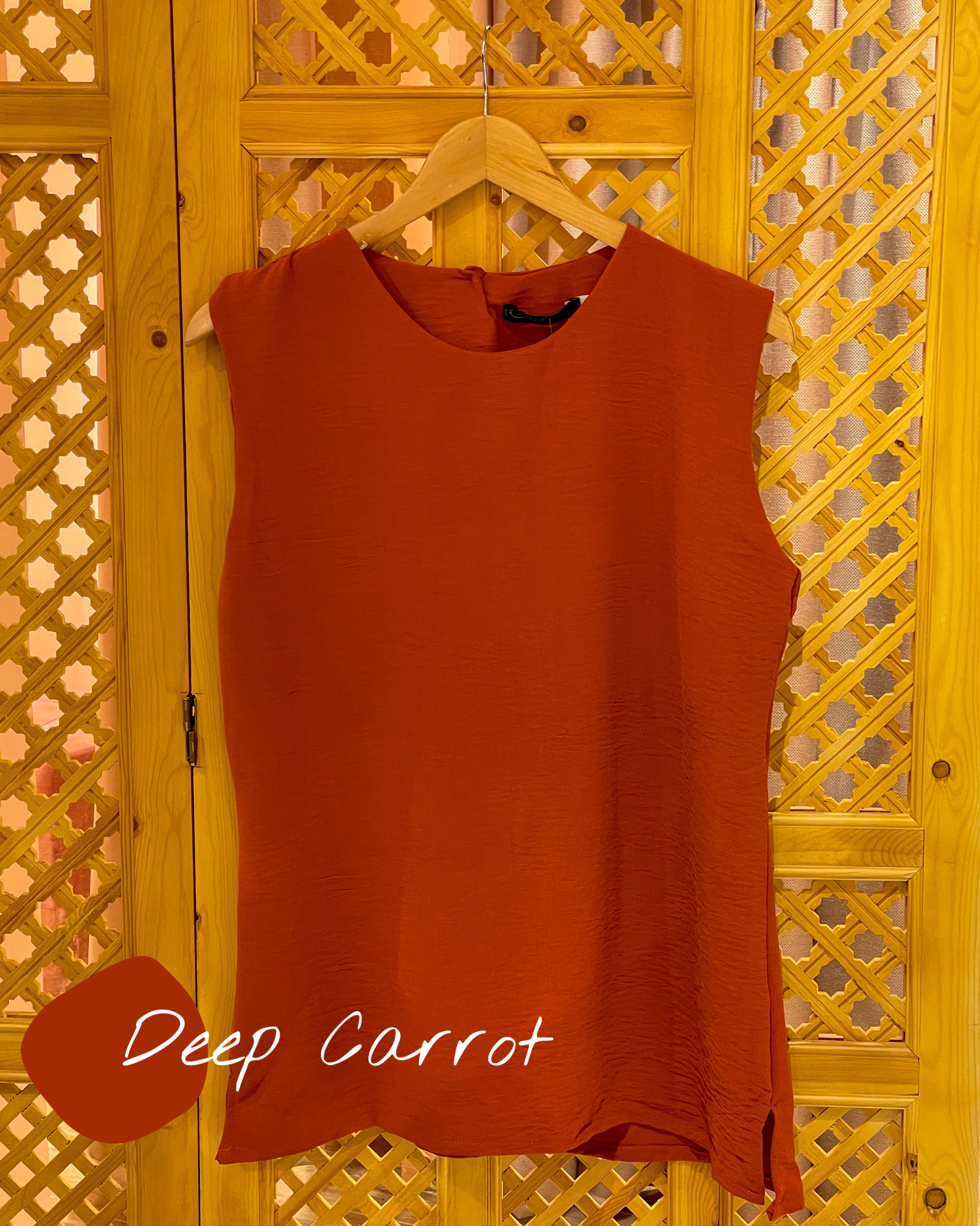 Flowy Basic Top Outlet Item