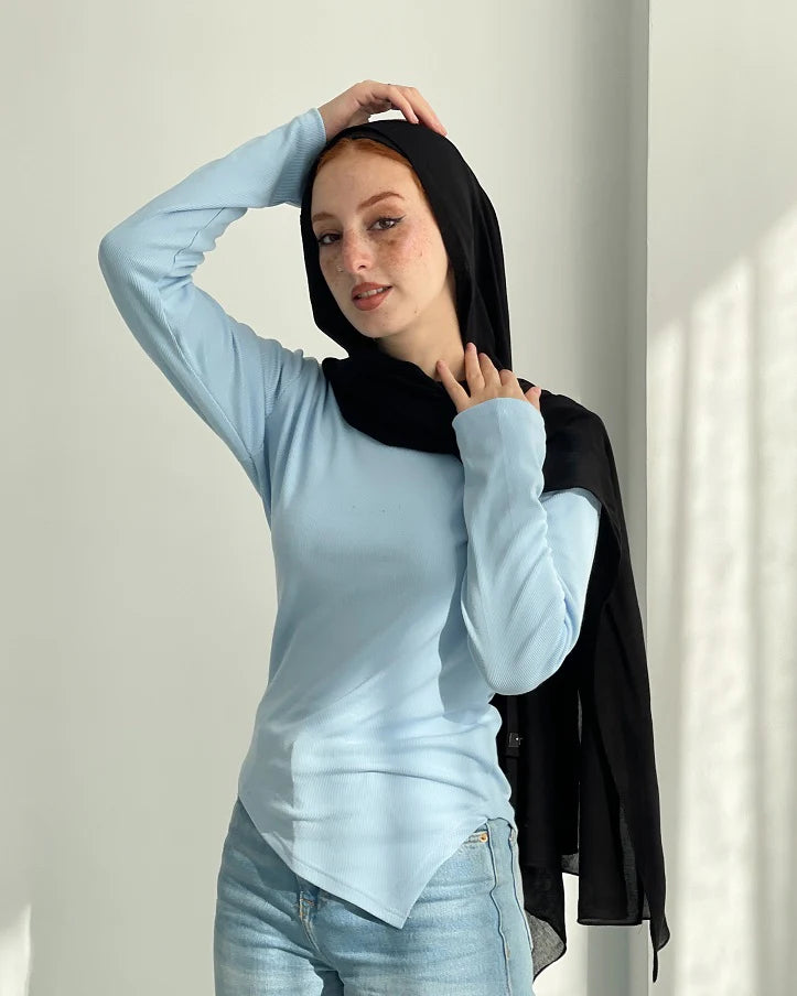 Sleeved Basic With Slit