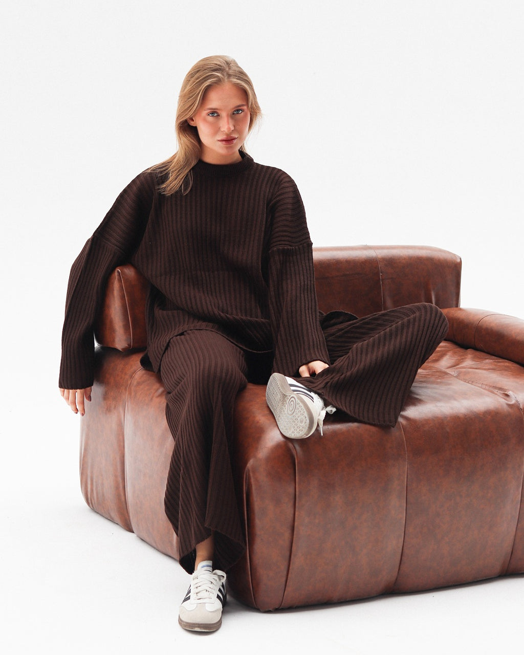 Wide-Leg Knit Pant