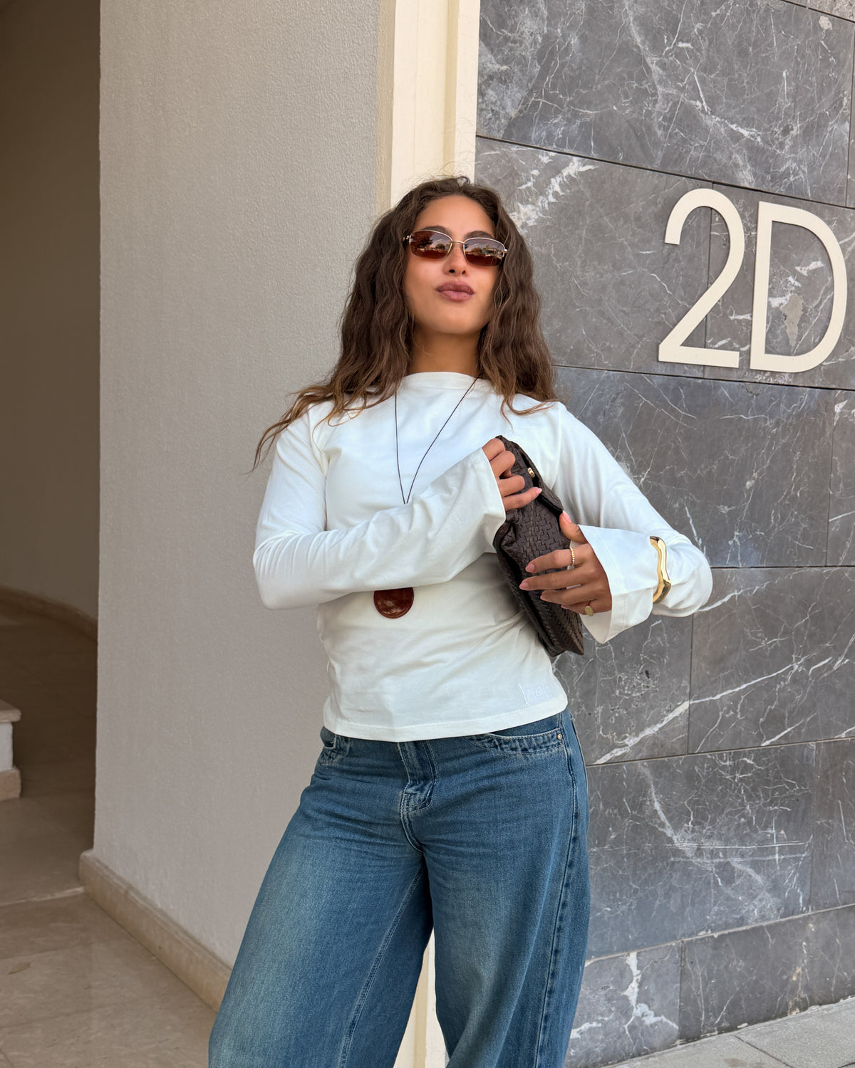 HER BASIC ESSENTIALS-LONG SLEEVE