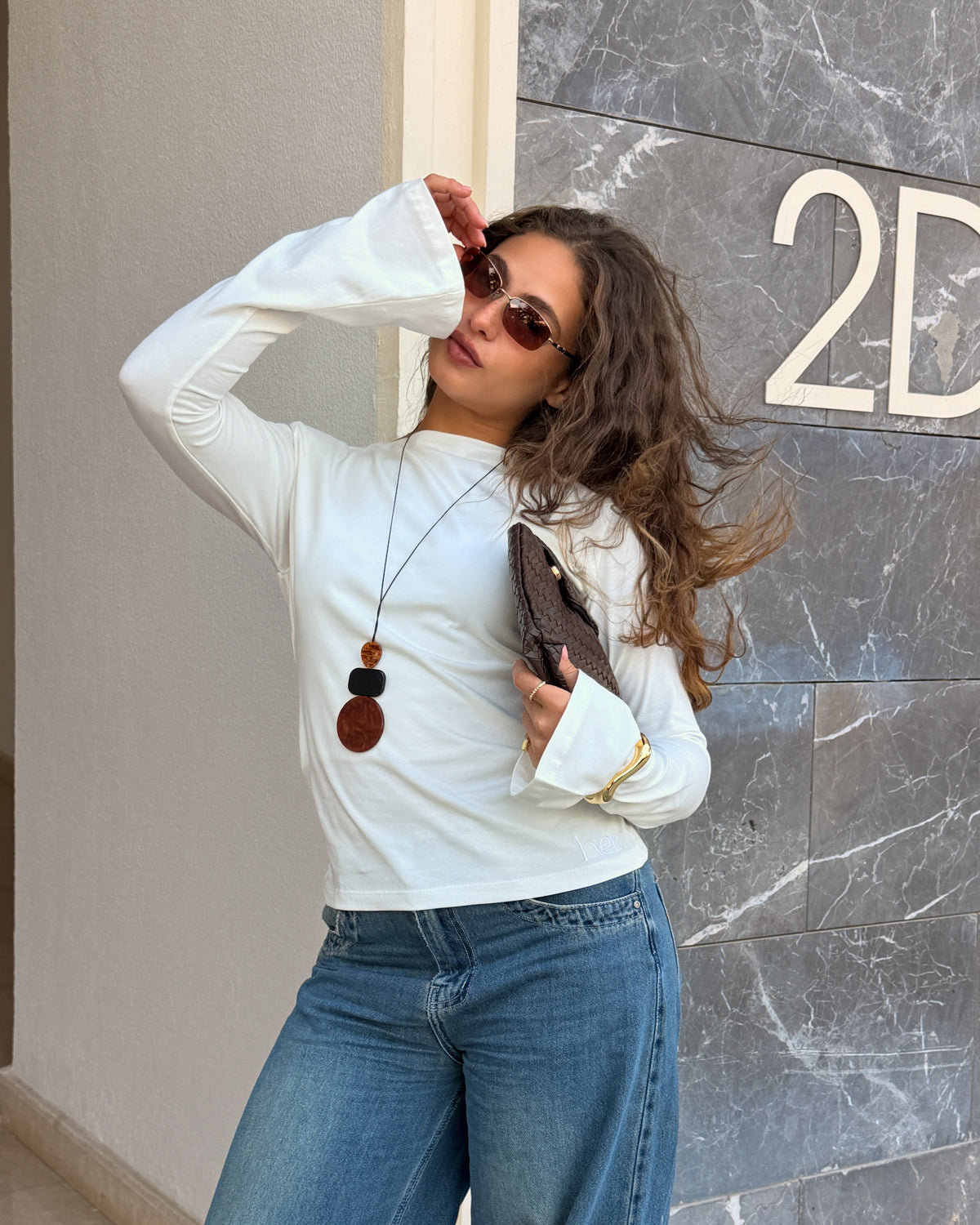 HER BASIC ESSENTIALS-LONG SLEEVE