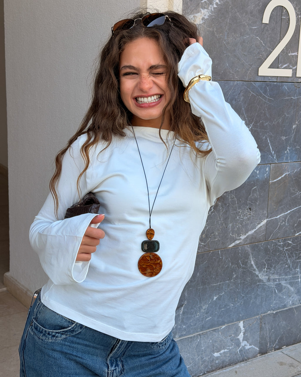 HER BASIC ESSENTIALS-LONG SLEEVE