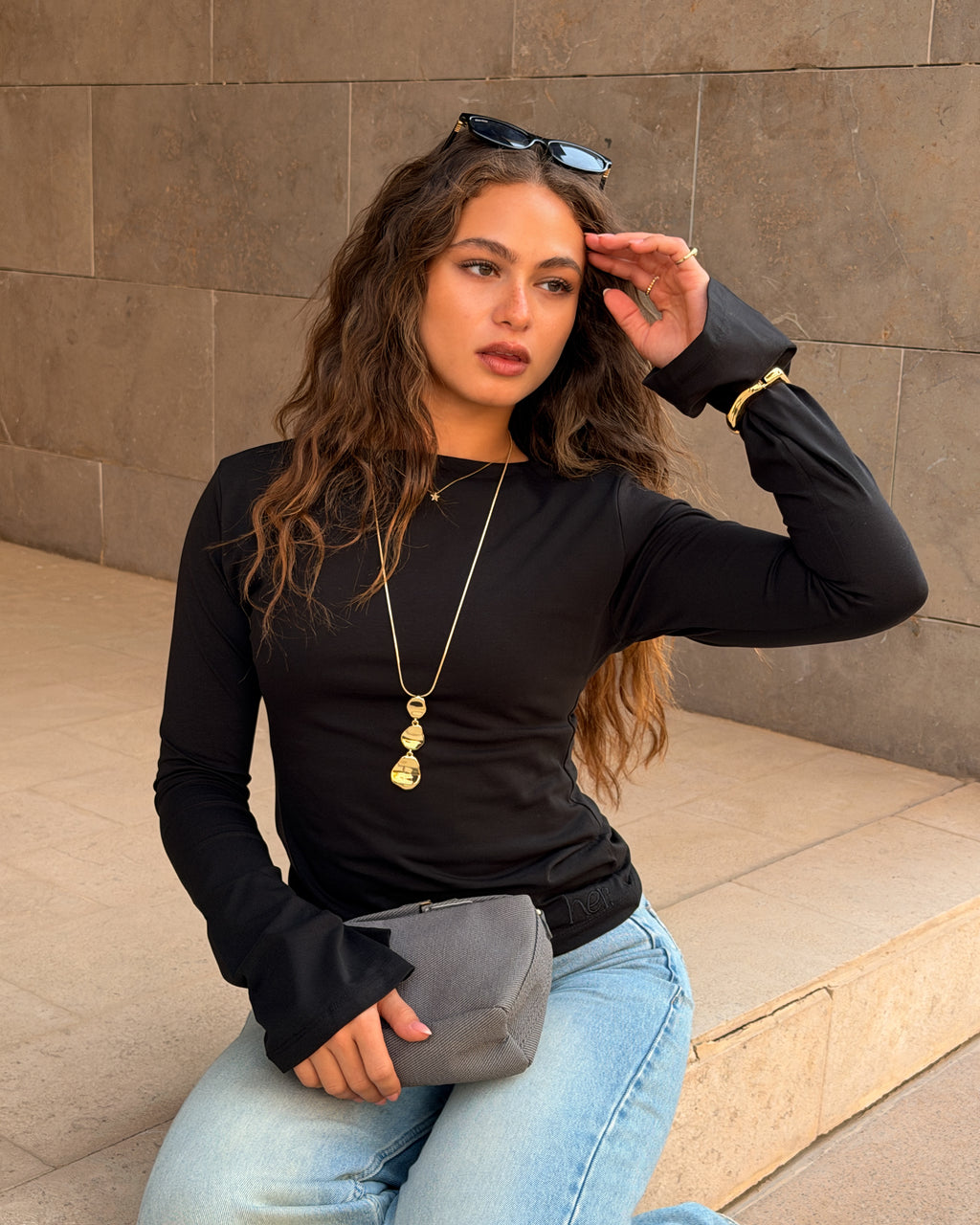 HER BASIC ESSENTIALS-LONG SLEEVE