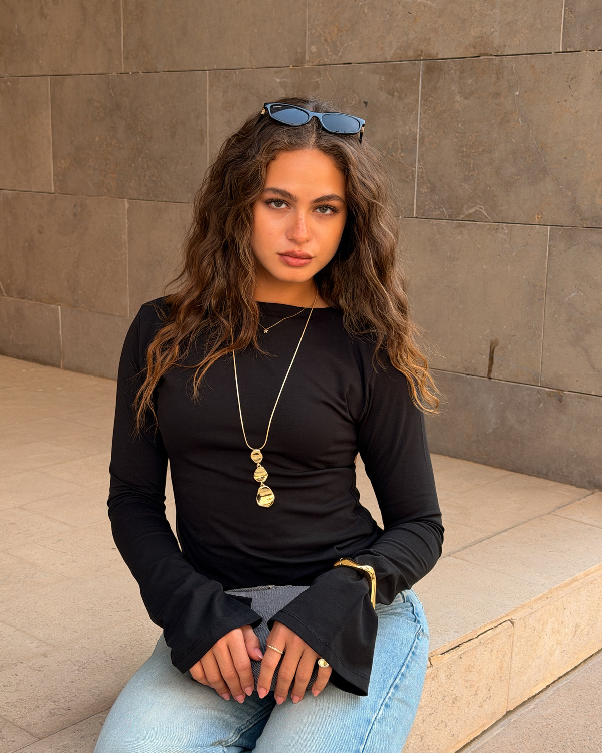 HER BASIC ESSENTIALS-LONG SLEEVE