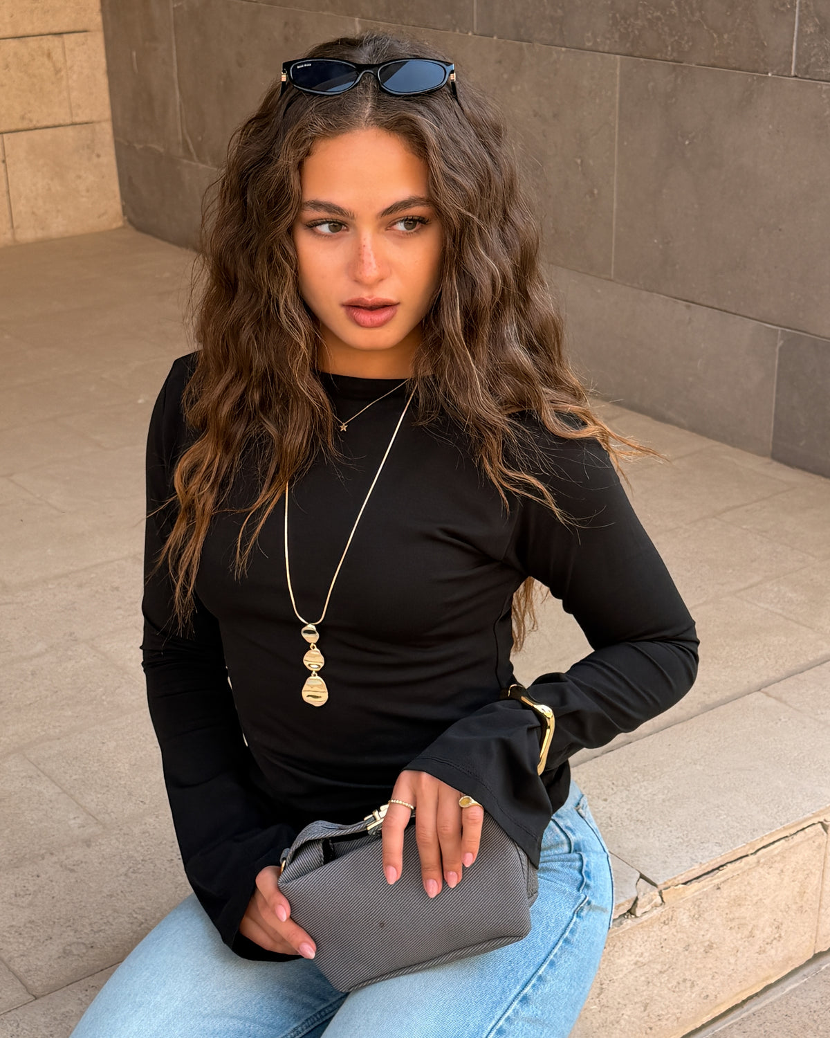 HER BASIC ESSENTIALS-LONG SLEEVE