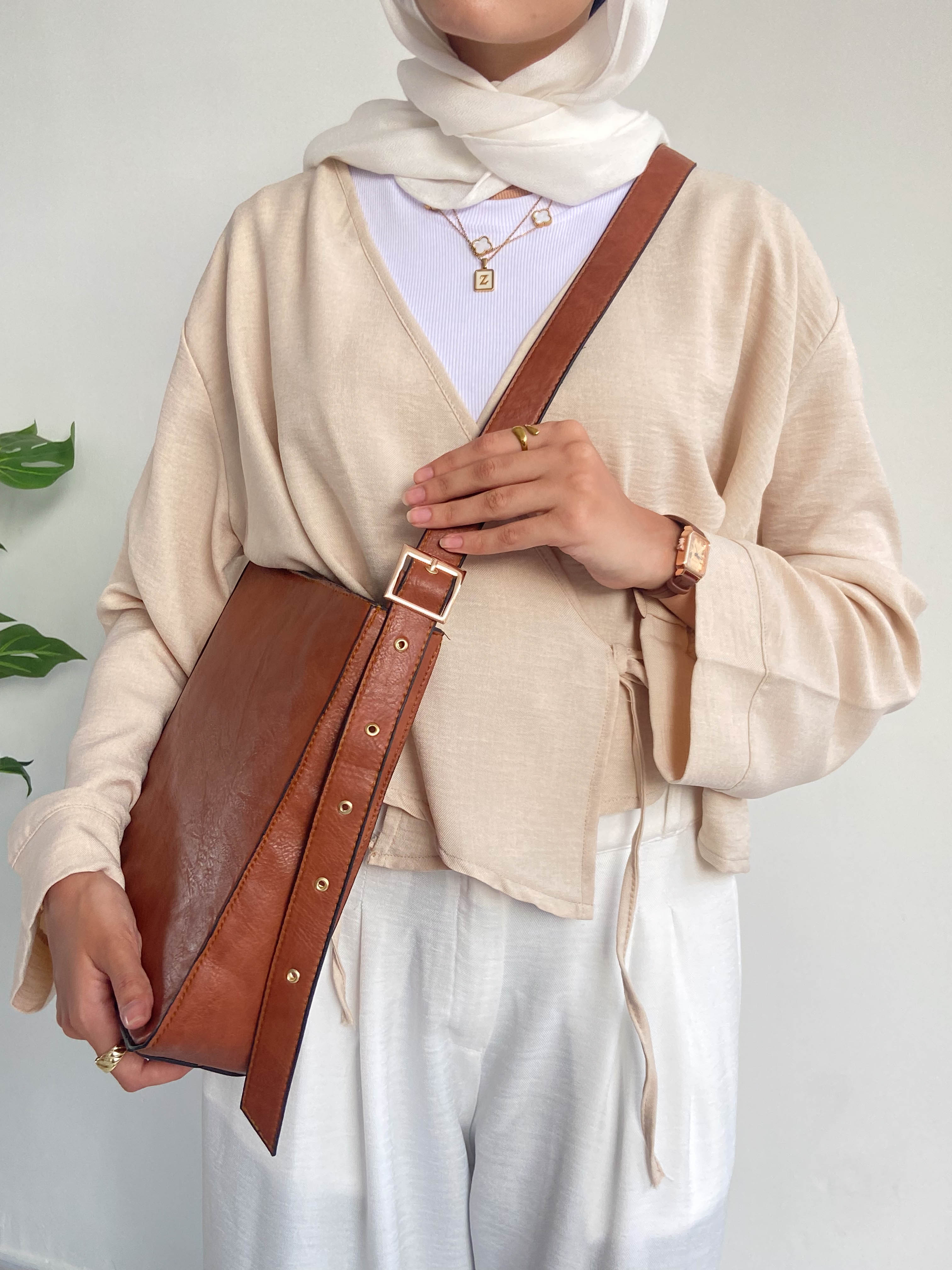 Camel leather cross bag