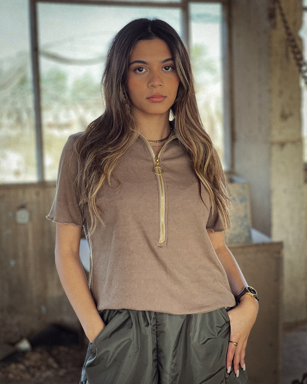 Cafe half-sleeved top