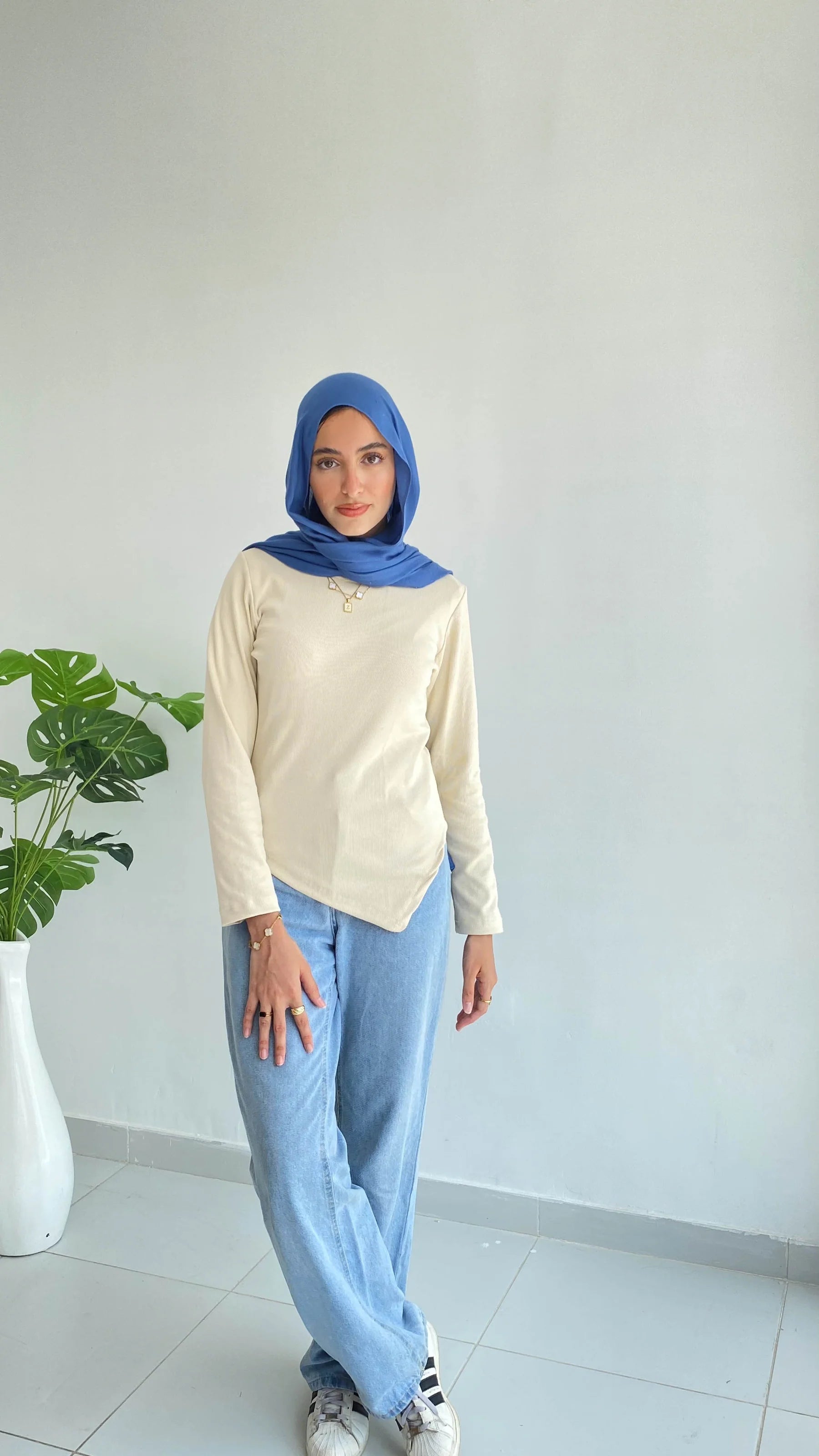Sleeved Basic With Slit
