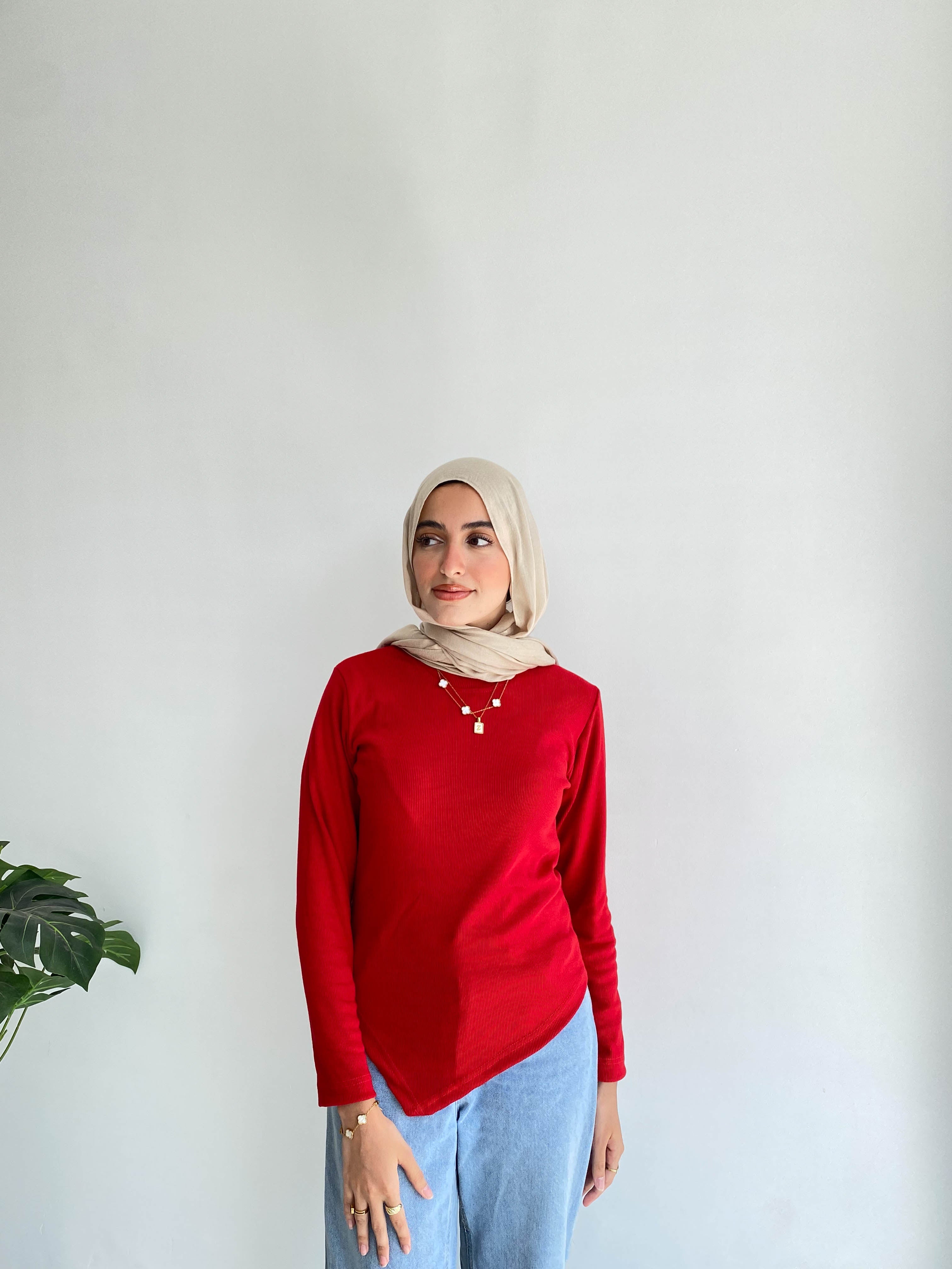 Red Sleeved Basic With Slit