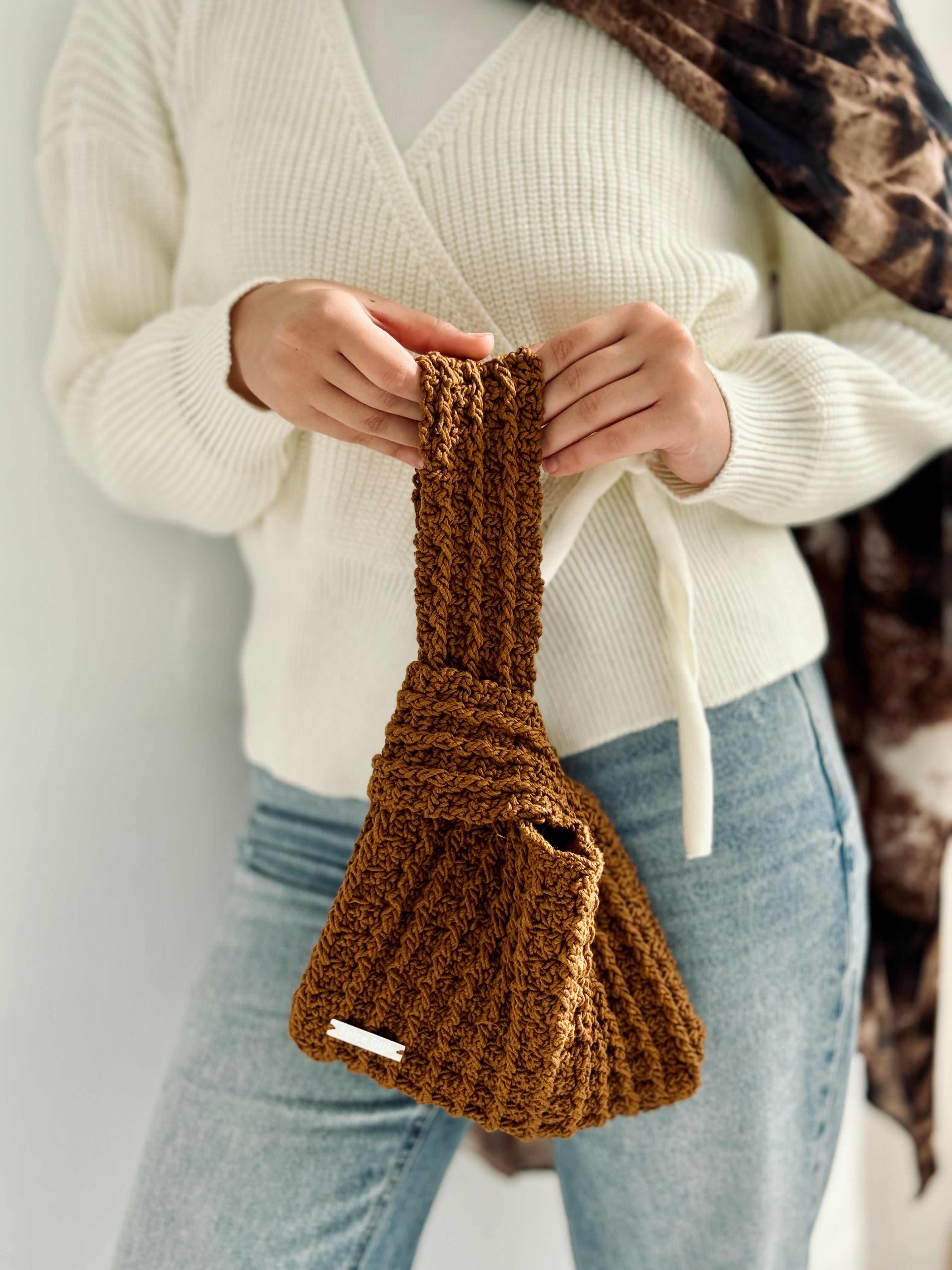 Crochet Knot Bag- Camel