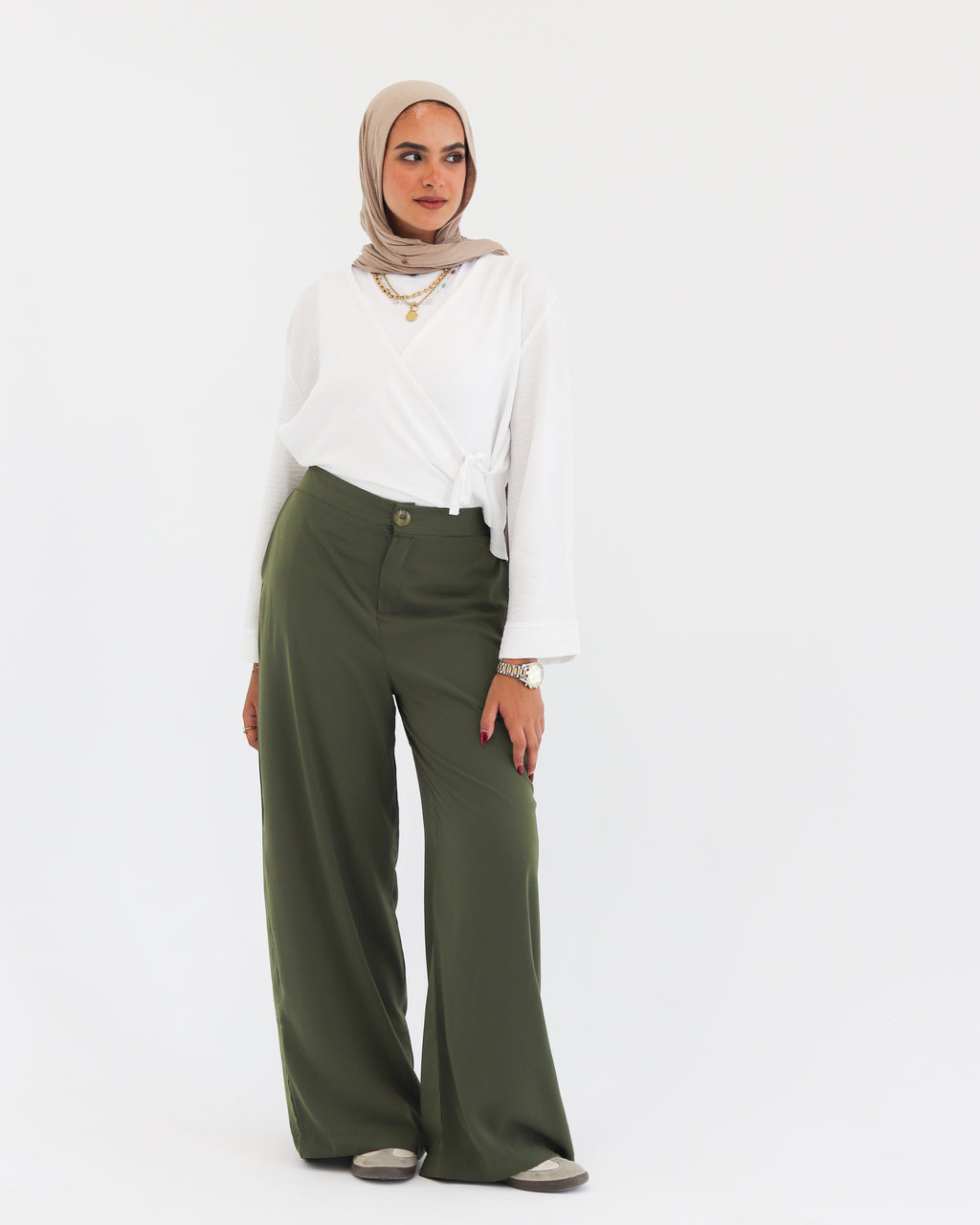 Modest Chic Wide-Leg Pants