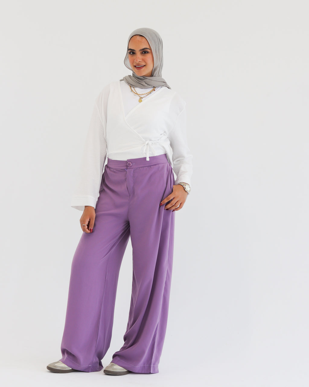 Modest Chic Wide-Leg Pants