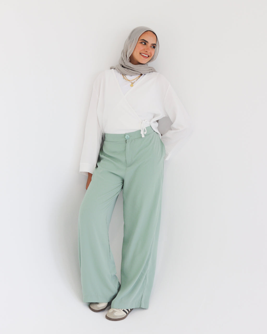 Modest Chic Wide-Leg Pants
