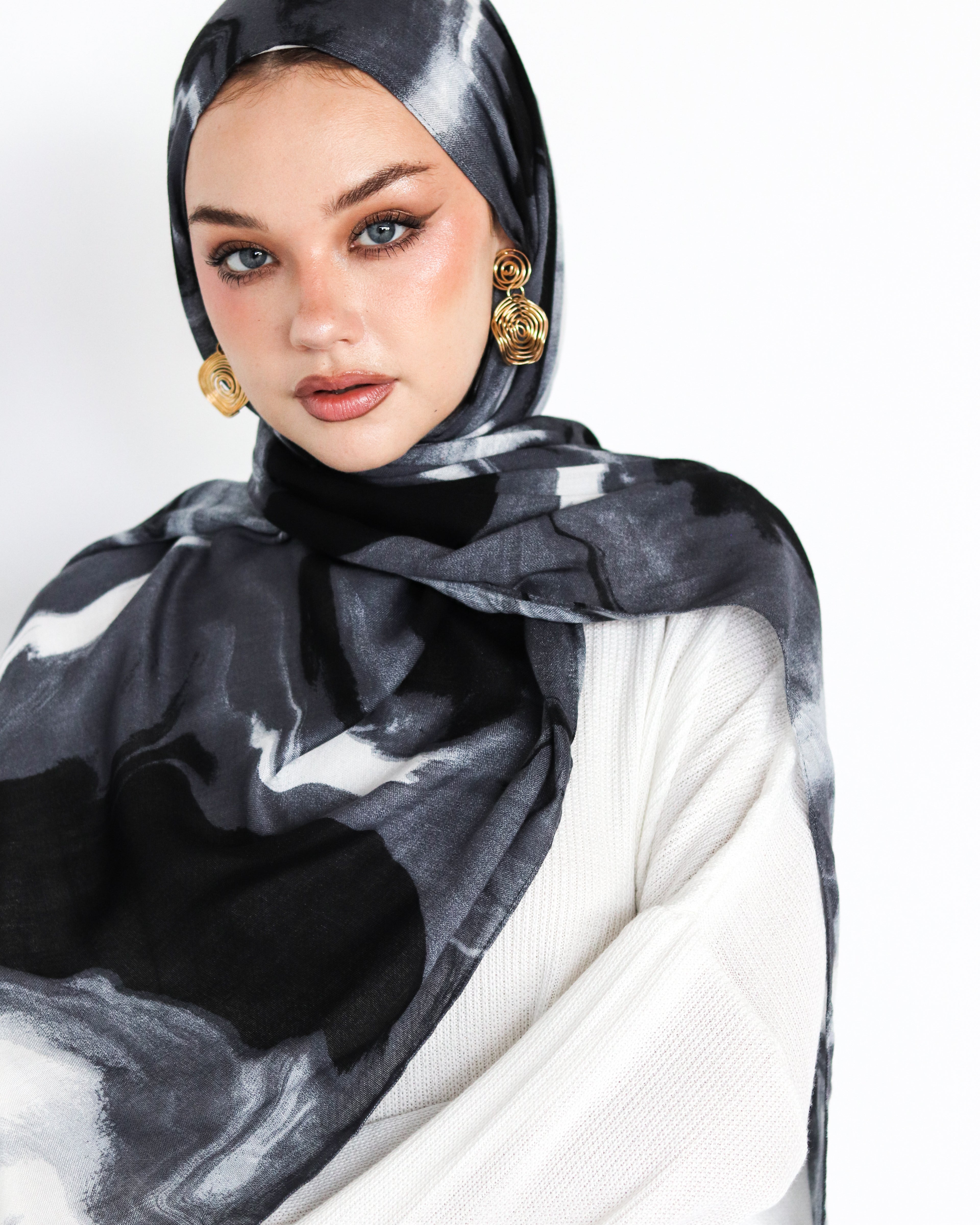 Shadow Fade Premium Modal Scarf